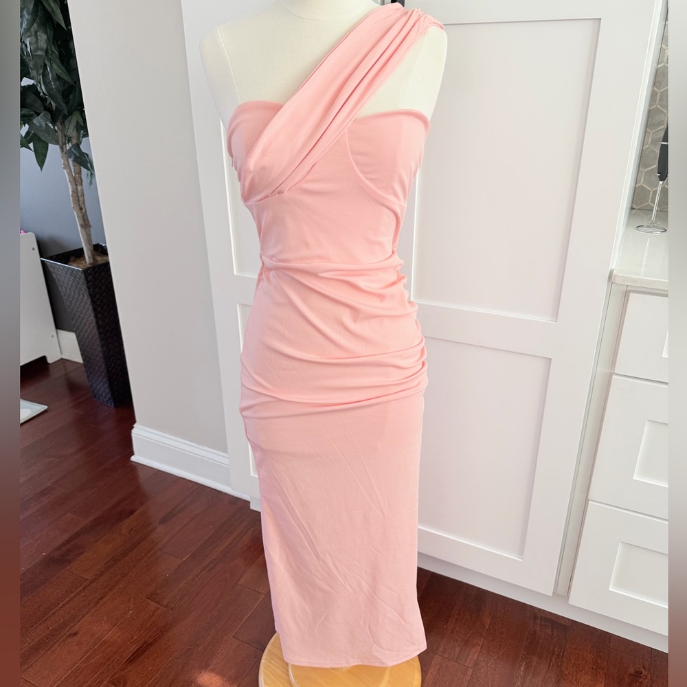 Peach One Shoulder Sweetheart Midi Dress with Side Ruching & Slit